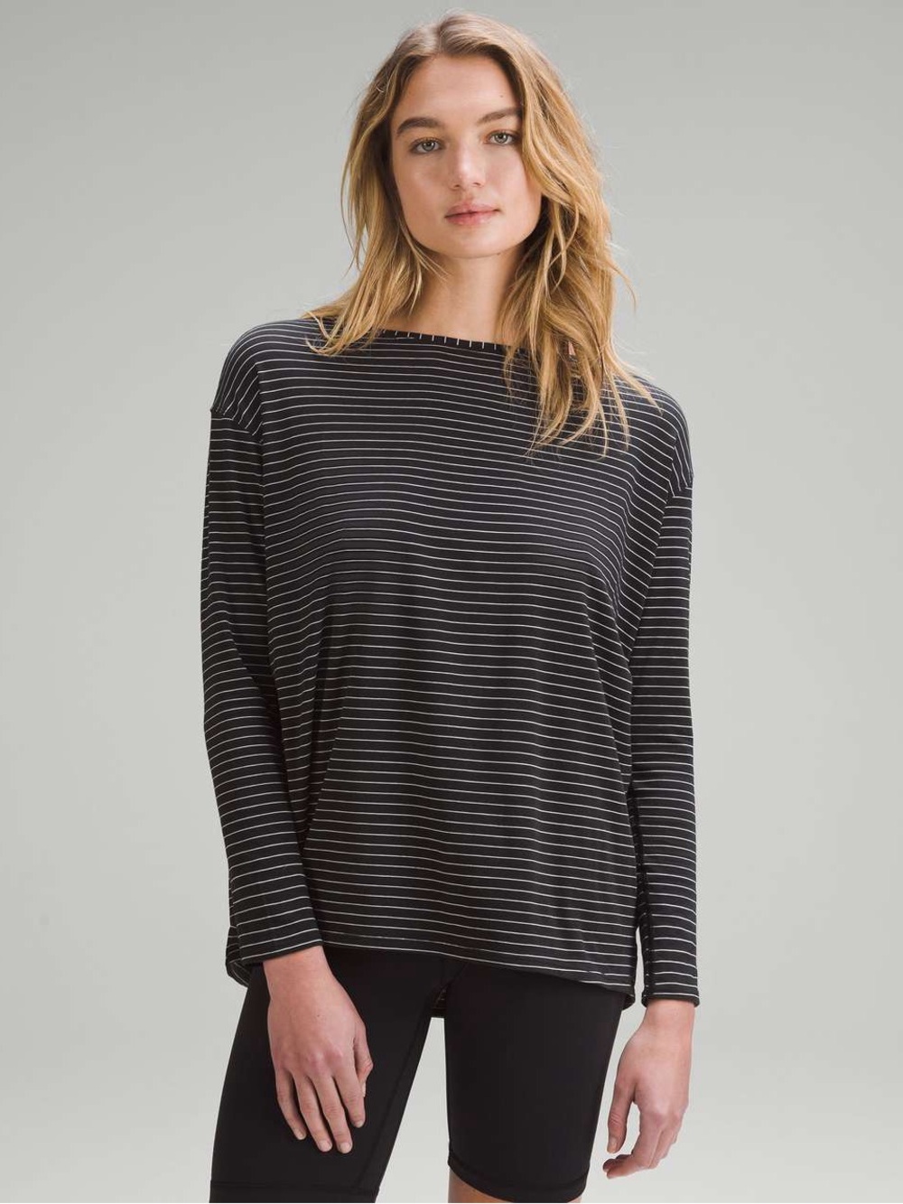 Lululemon Back in Action Long Sleeve Shirt Black White Stripes Medium 6 8